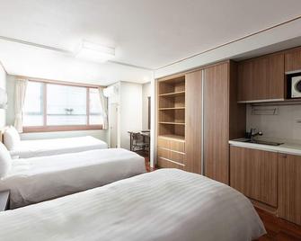 Western Coop Hotel & Residence Dongdaemun - Seoul - Bedroom