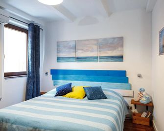 B&B La Corte San Francesco - Bari - Habitación