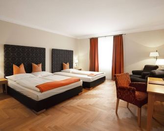 Hotel Villa Florentina - פרנקפורט אם מיין - חדר שינה