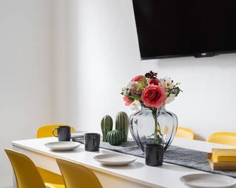 90m2 in Münchener Innenstadt - Munich - Restaurant