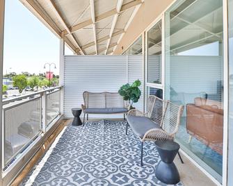 Indulge Apartments - Cbd - Mildura - Balcony