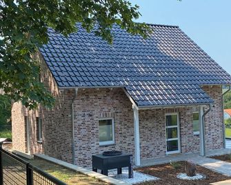 Ferienhaus Sofia - Trendelburg - Edificio