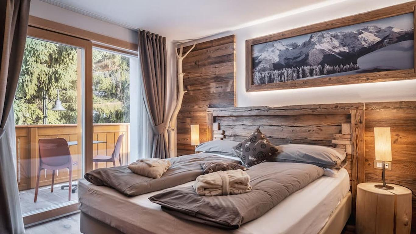 سبورت هوتيل رومانتيك بلازا