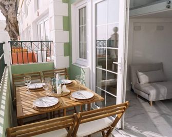 Spectacular Beachfront Duplex on the Mediterranean - Caleta, Catalan Bay - Gibraltar - מרפסת