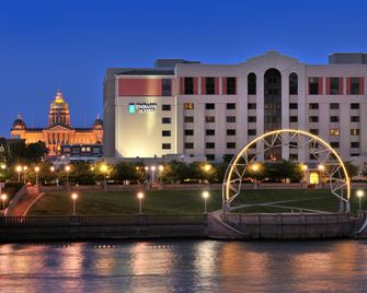 Embassy Suites by Hilton Des Moines Downtown - Des Moines - Bygning