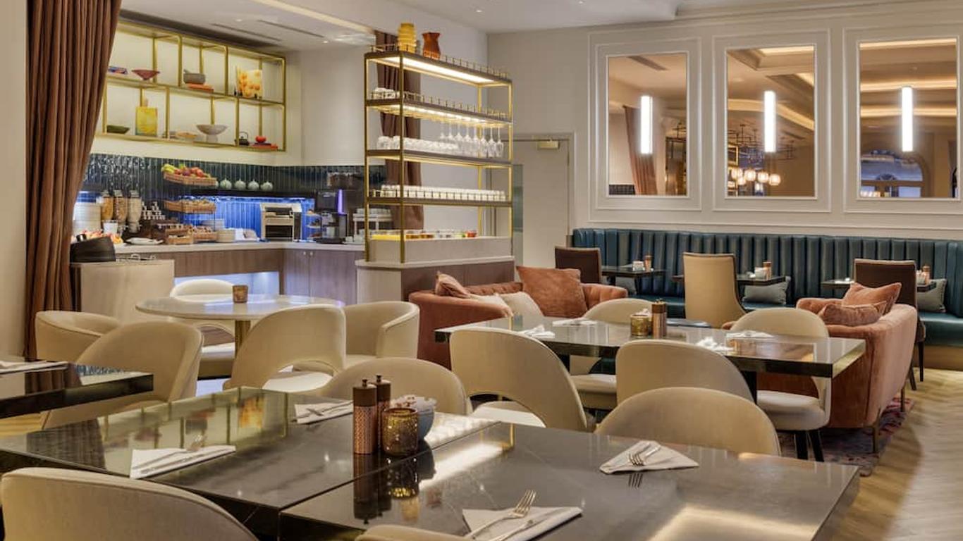 Ambassadors Bloomsbury Hotel