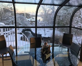 Sayville Area-Exquisite Beachhouse, Stunning, Picturesque, Huge Hot Tub, Private - Bayport - Balcony