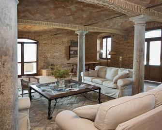 Quaint Holiday Home in Tabiano Castello With Private Pool - Salsomaggiore Terme - Soggiorno