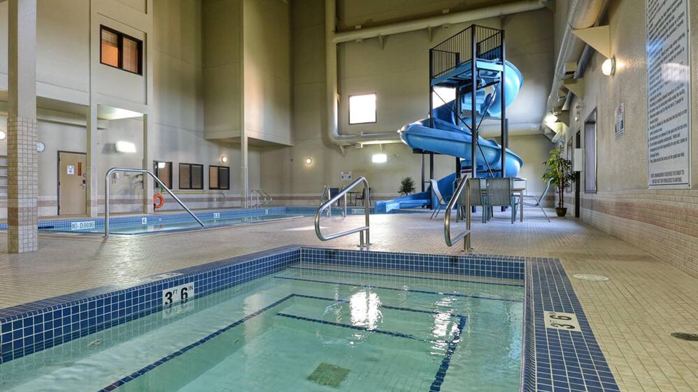 كواليتي إن آند سويتس