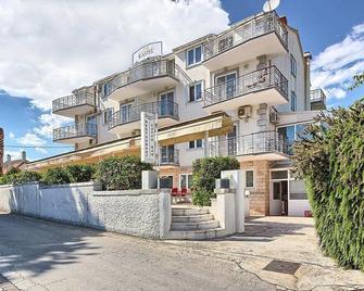 Hotel Kastel - Kastela - Будівля