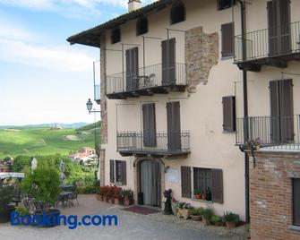 Il Borgo B&B - Monforte d'Alba - Budynek