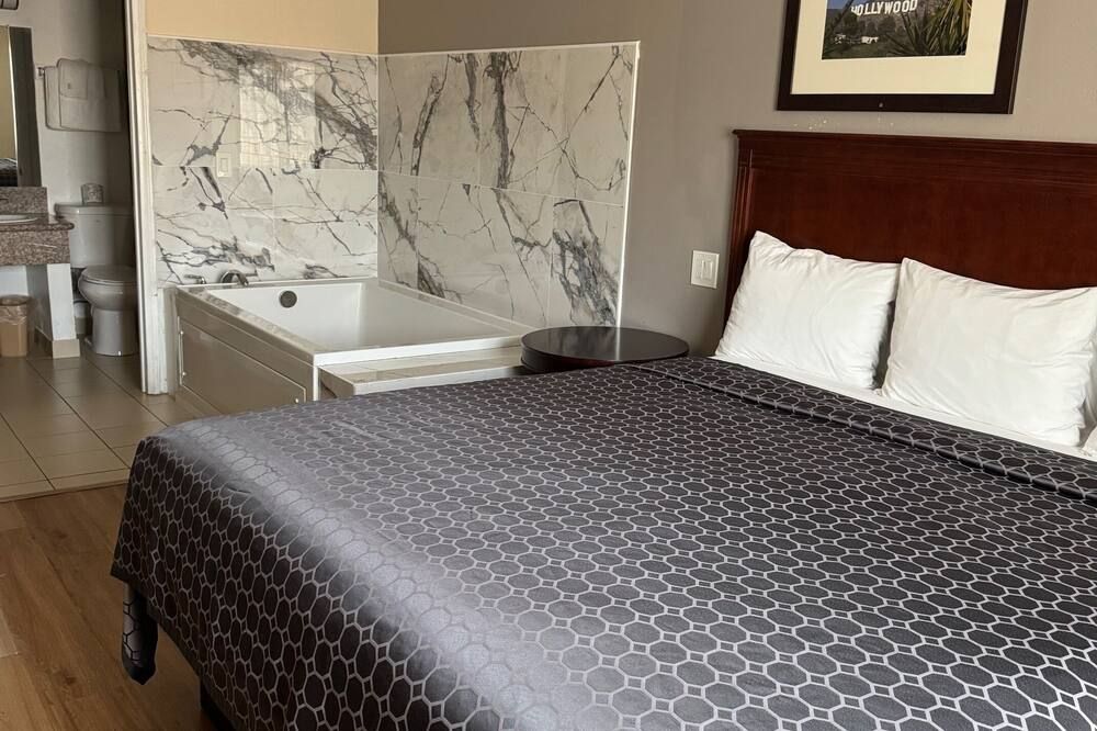 National Inn Garden Grove