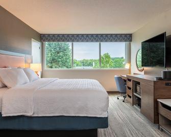 Hampton Inn Manchester Downtown - Manchester - Habitación