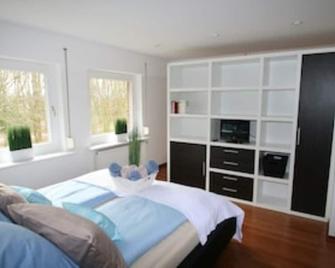 Ferienwohnungen Wyk/Föhr - Wyk auf Föhr - Schlafzimmer
