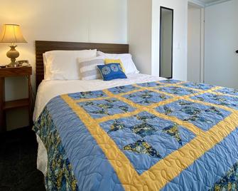 Waterfront River Home - Harpers Ferry - Bedroom