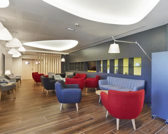 Kyriad Prestige Pau - Zenith - Palais Des Sports - Pau - Salónek