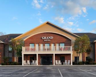 Grand Hotel - Spring City - Building