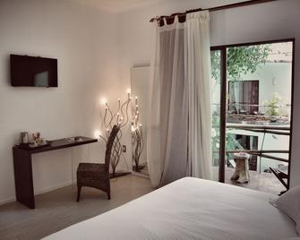 Hotel Kinbe - Playa del Carmen - Bedroom