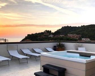 Il Telamonio - Talamone - Balkon