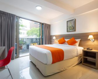 Howard Johnson by Wyndham Lima Miraflores Art House - Lima - Bedroom