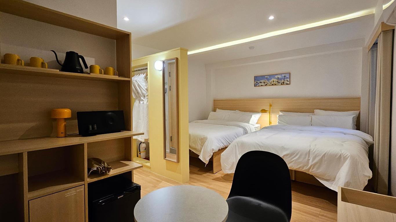 2025 Renovated- Hotel Marguerite
