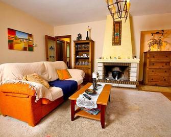 Arenales Great Home With Ac, Pool And Ba - Arenals del Sol - Soggiorno