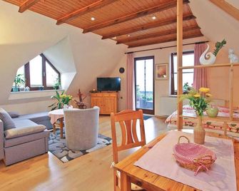 Ferienwohnung Röbelmüritz - Röbel/Müritz - Wohnzimmer