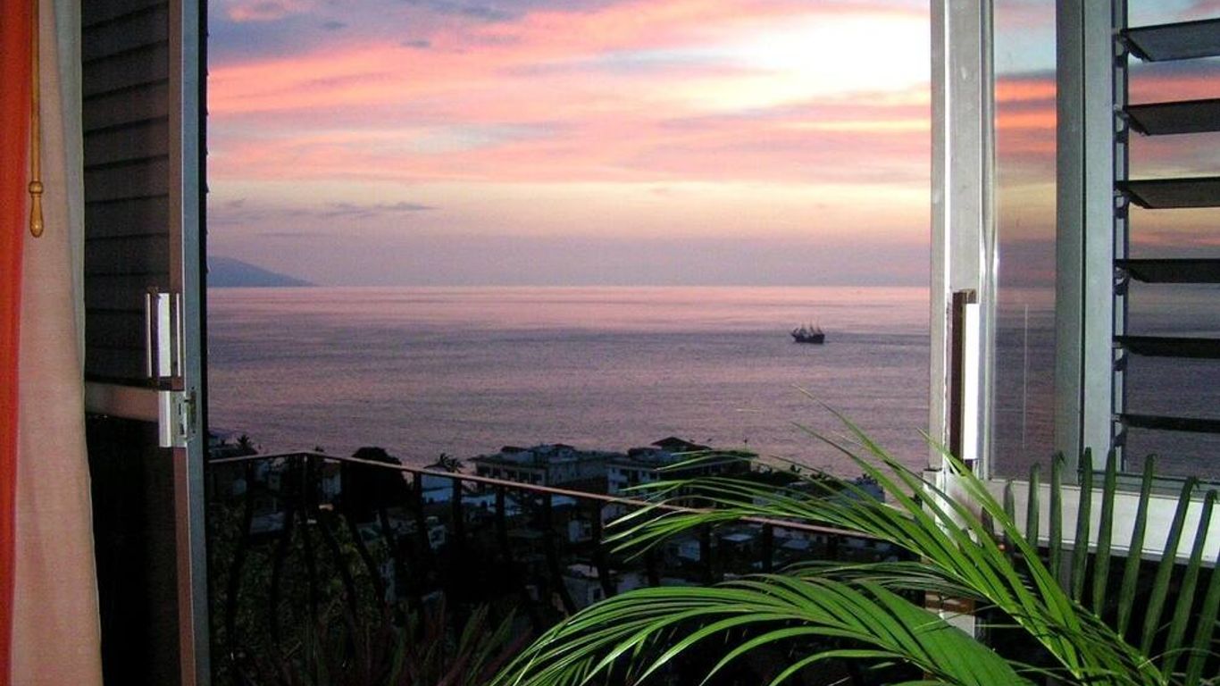 Hotel Suites La Siesta