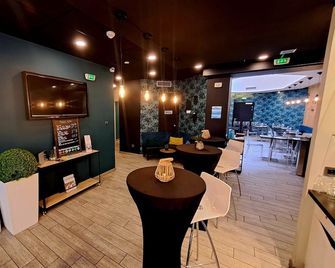 Hôtel Boutique Richelieu, Lyon Gare Part-Dieu - וילורבאן - דלפק קבלה