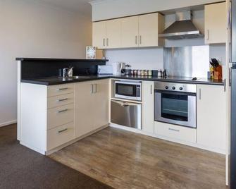 Sophisticated Single Level 3 Bed 1 Bath with Carpark - Christchurch - Kitchen