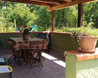 Apartment The Willow Tree By Giorgia Nicoletta Lopez - Alghero - Patio