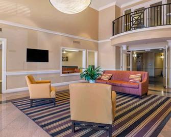 Extended Stay America Suites - Tampa - Airport - N Westshore Blvd - Tampa - Lobby