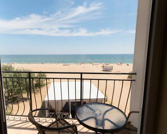 Alion Hotel Zatoka - Zatoka - Balcone
