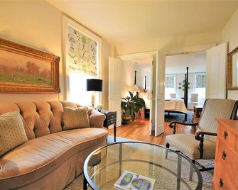 34 State 'Historic Luxury Suites' Skaneateles - Skaneateles - Huiskamer