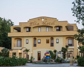 Elia Hotel - Buccino - Building