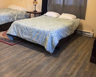 Golden Door Motel - Traer - Habitación