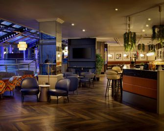 Hilton Leeds City - לידס - בר