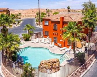 3 Bed, 2 Bath Condo By Pool. Sleeps 8. - Mesquite - Basen