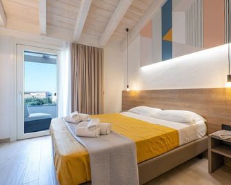 Horizon Hotel Badesi - Badesi - Habitación