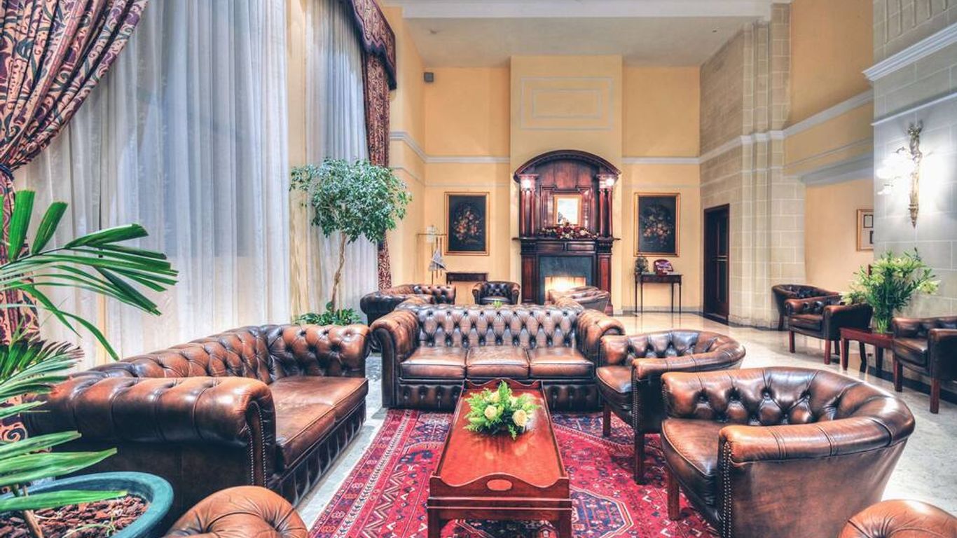 AX The Victoria Hotel