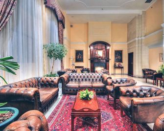 AX The Victoria Hotel - Sliema - Lounge