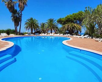 Baia Paraelios Resort - Parghelia - Piscina