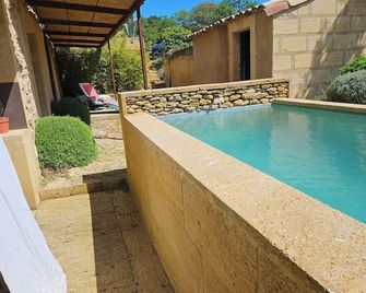 Gite in renovated Mas provençal with private pool - Vers-Pont-du-Gard - Pool