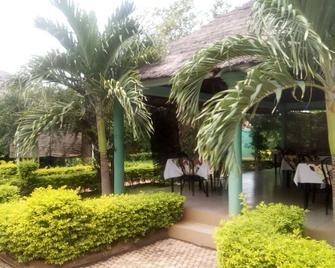 Residence Salta - Ouagadougou - Innenhof