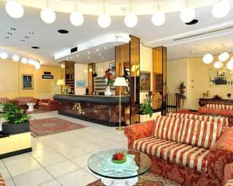 Hotel Europa - San Mauro a Mare - Front desk