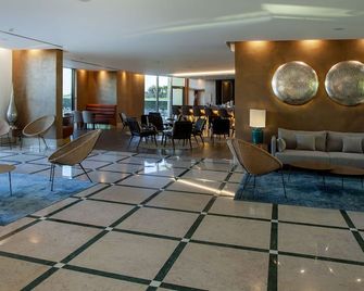 Turim Presidente Hotel - Портімау - Лоббі