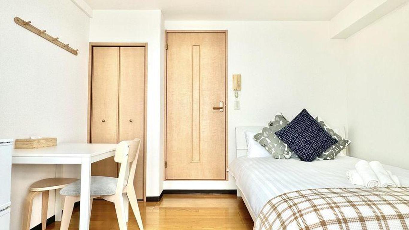 Daikoku Apartment 7f 3 Minjr Imamiya/Daikokucho St/Veranda