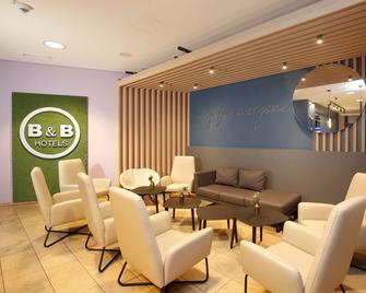 B&B Hotel Berlin City-Ost - Berlin - Lounge