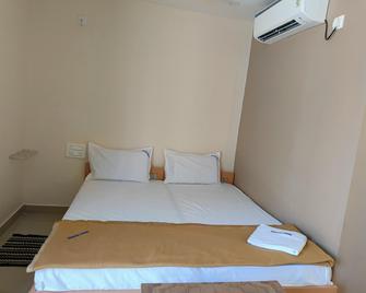Sri Vasavee Grand - Kadapa - Habitación