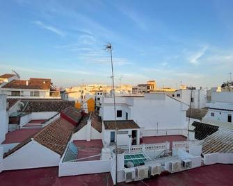 Apartamentos Royal Suites by Croma - Estepona - Parveke